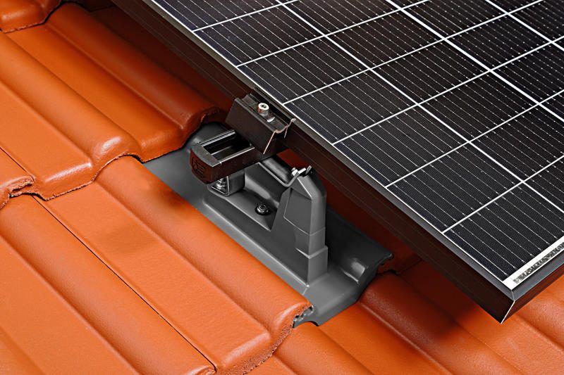 Braas solar montaj kiremidi uygulaması